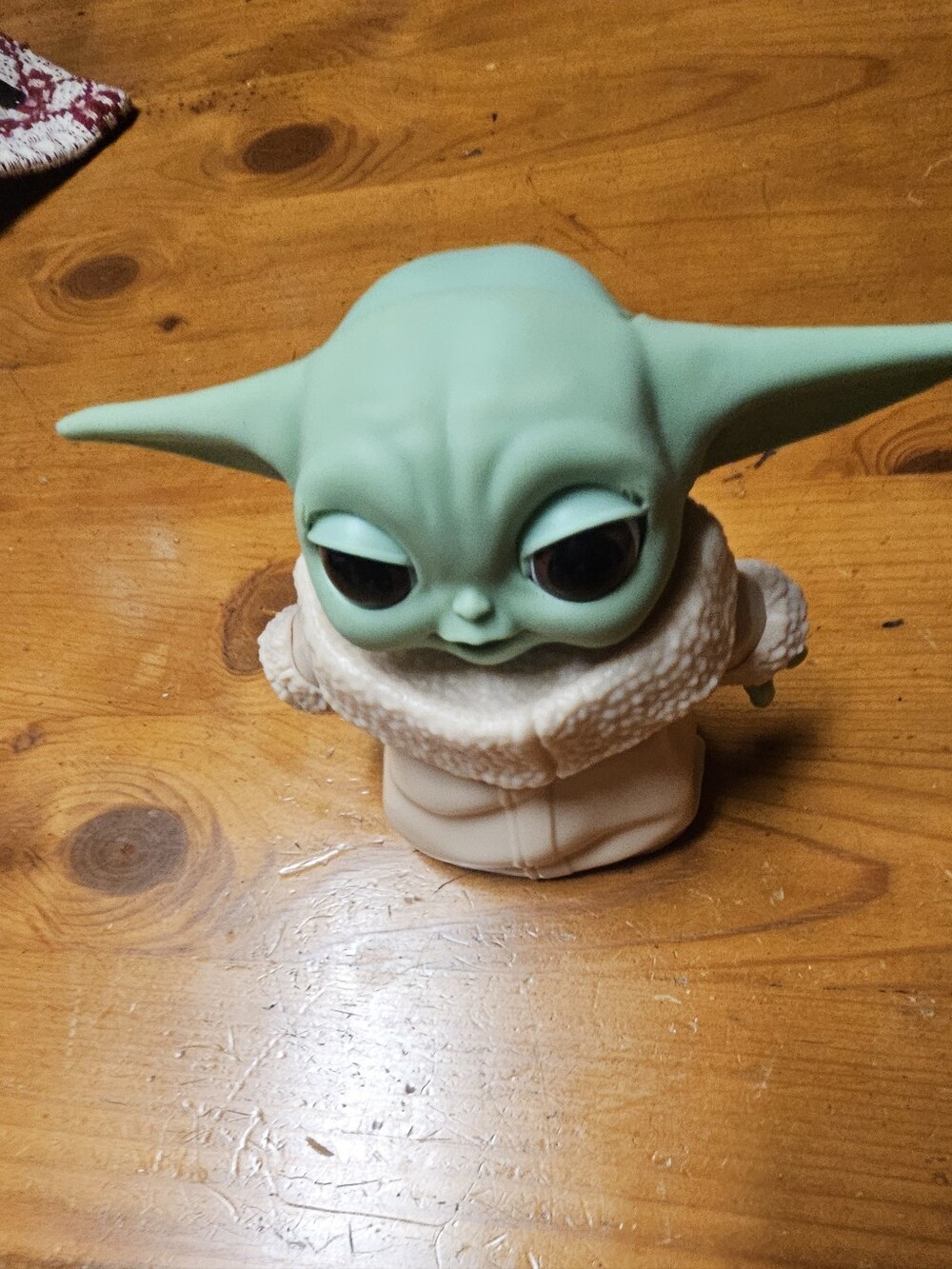 Hasbro Green Baby Alien Figure with Cream Coat